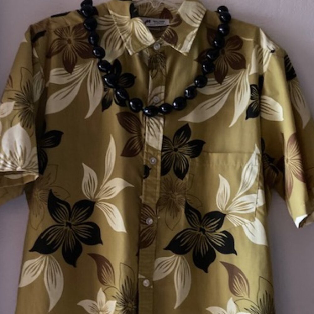 MALIHINI HAWAII Men's Aloha Resort Wear Stephanotis Pua's Flower Button NICE  L